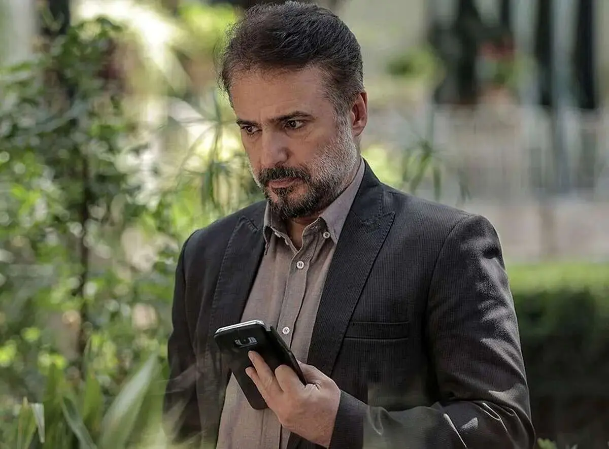بیوگرافی کامل و حواشی زندگی سید جواد هاشمی + عکس‌های خانوادگی و نقش‌آفرینی در آثار سینمایی و تلویزیونی