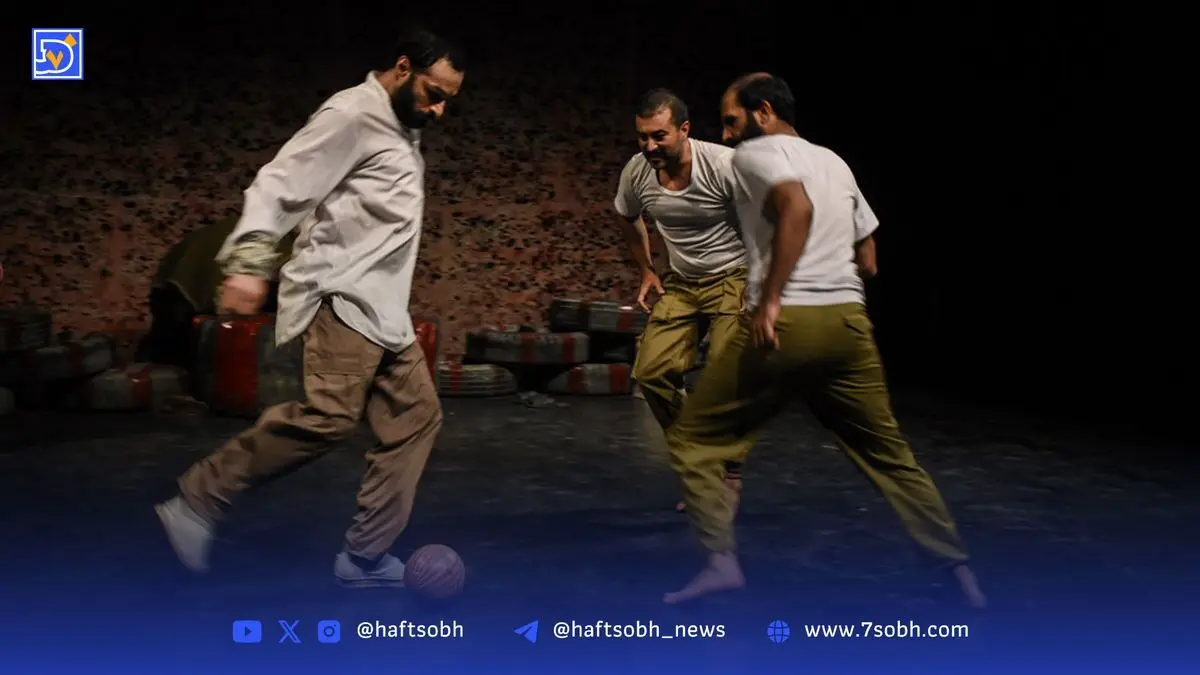 تئاتر جنگی «پچ پچه‌های پشت خط نبرد»؛ روایت واقعی از صحنه‌های زندگی در دل جنگ و اثرات آن بر حافظه جمعی