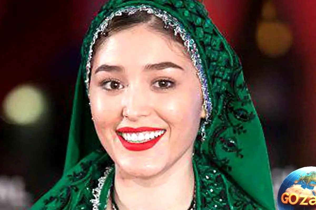 فرشته حسینی با استایل بهاری و گل‌گلی در حال رانندگی؛ عکس جدید و بیوگرافی بازیگر افغانستانی محبوب