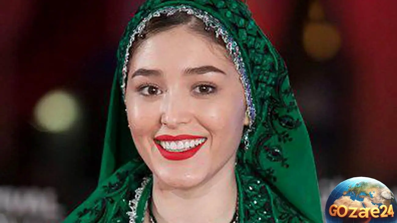 فرشته حسینی با استایل بهاری و گل‌گلی در حال رانندگی؛ عکس جدید و بیوگرافی بازیگر افغانستانی محبوب