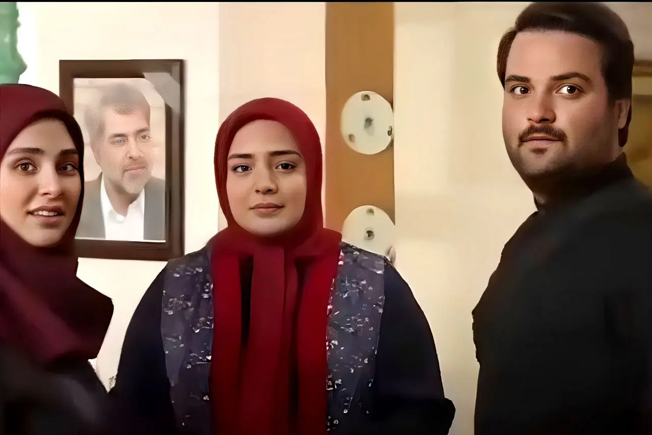 سکانسی خاطره انگیز در سریال ستایش اولین دیدار حشمت فردوس با دختر طاهر 
