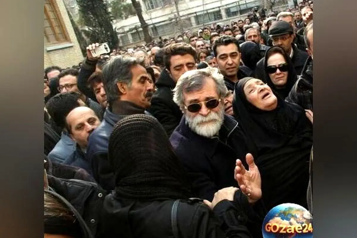 تصاویر غم‌انگیز خواهر حسن جوهرچی در مراسم تشییع برادرش + لحظات دردناک و یادگاری‌ها