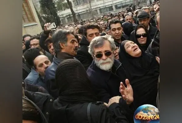 تصاویر غم‌انگیز خواهر حسن جوهرچی در مراسم تشییع برادرش + لحظات دردناک و یادگاری‌ها