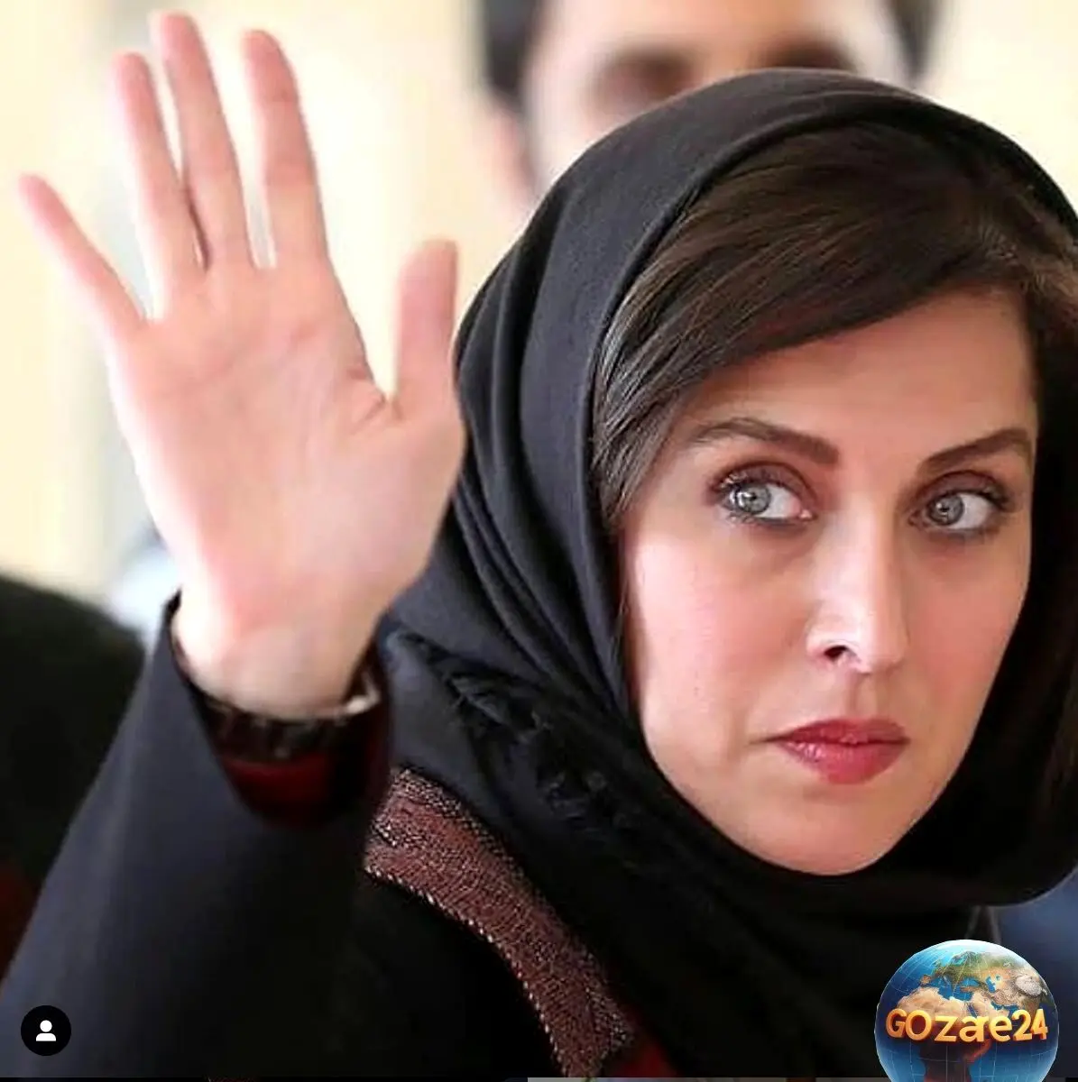استایل لاکچری مهتاب کرامتی در اکران فیلم «صحنه زنی» همراه با سجاد افشاریان
