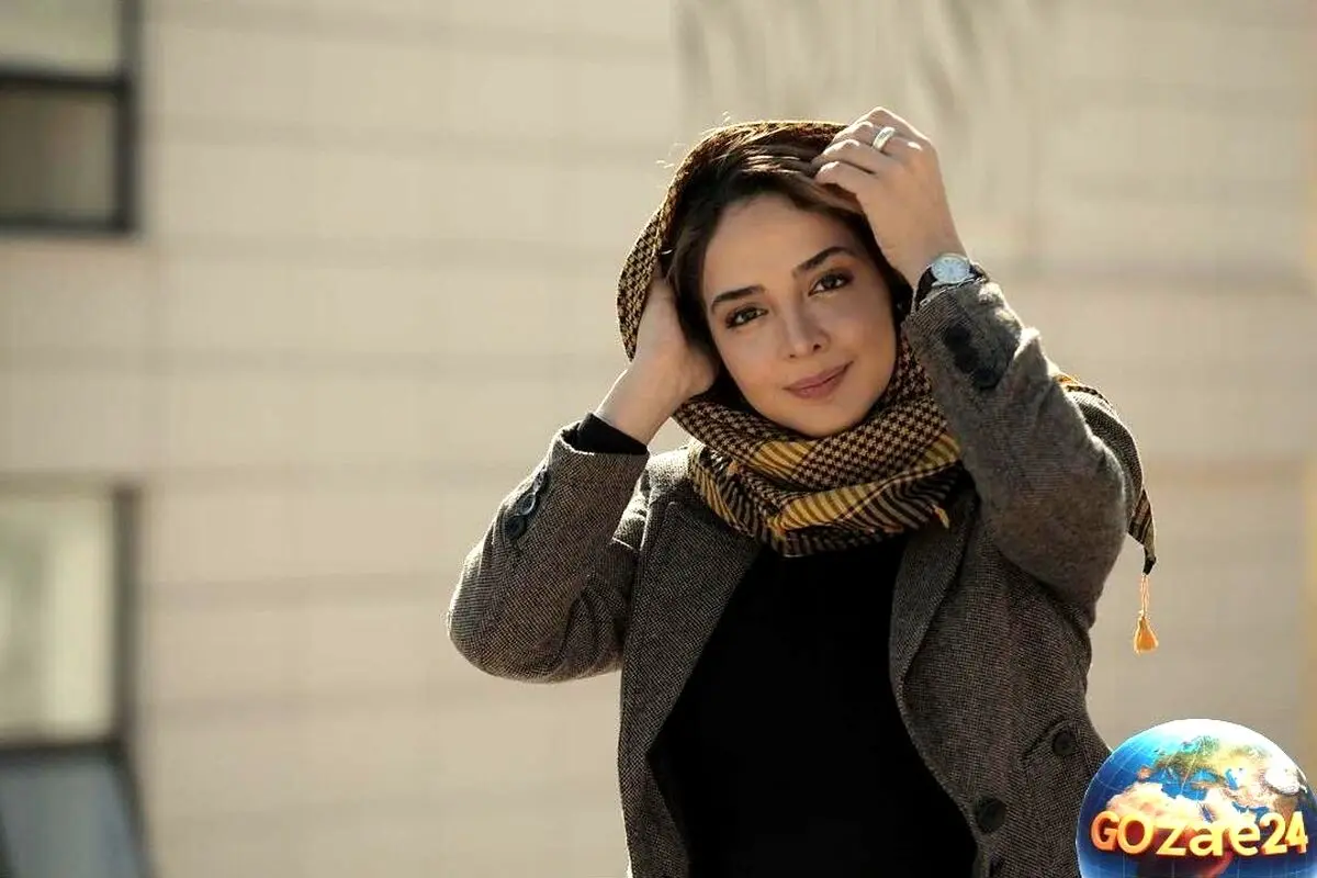 المیرا دهقانی در استایل شیک پاییزی در کافه‌ ای باحال + عکس جدید و بی‌نظیر