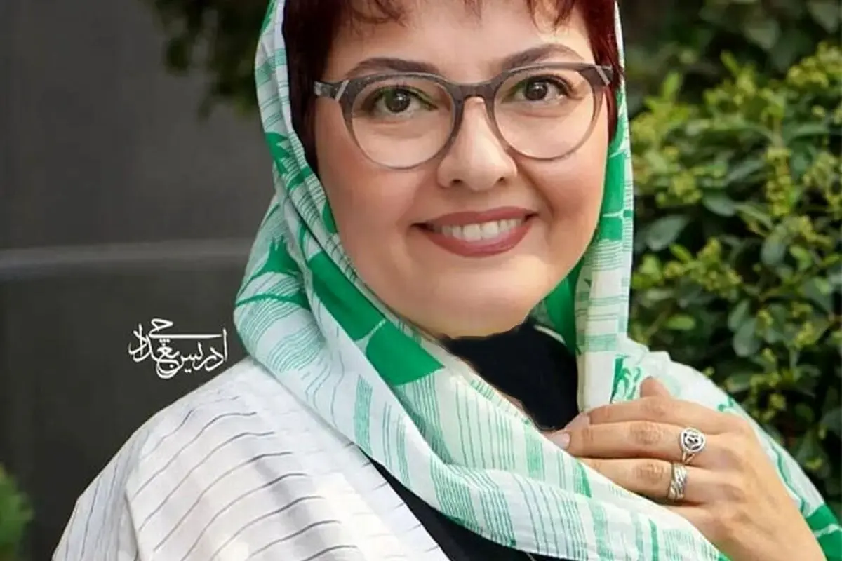 آناهیتا همتی و جشن تولد ساده و صمیمی پدرش + نرگس سریال خانه به دوش و پیام تبریک مادر