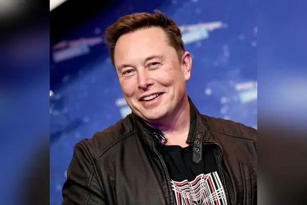 خانه‌های لوکس و کوچک ایلان ماسک؛ از عمارت‌های تاریخی تا خانه ۳۴ متری قابل حمل