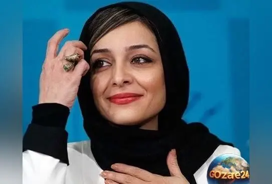 ساره بیات با انتشار عکس خانوادگی و خبر افتتاح سالن زیبایی جدیدش در کنار محمدرضا گلزار و خانواده‌اش