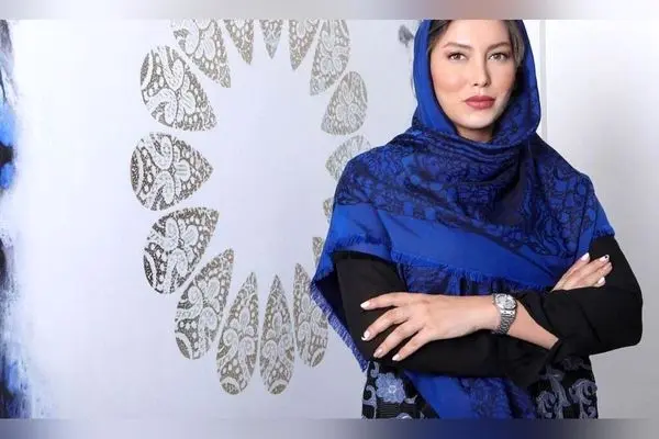 رونمایی از دکوراسیون لوکس و مدرن خانه فریبا نادری با رنگ‌های سفید و طوسی + تصاویر