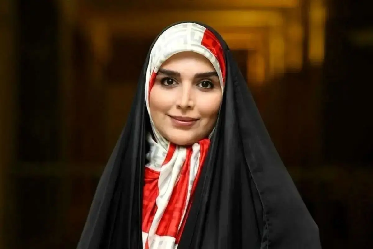 تصاویر جدید مژده لواسانی در پاریس با حجاب کامل؛ نماد حفظ ارزش‌های فرهنگی در سفرهای بین‌المللی