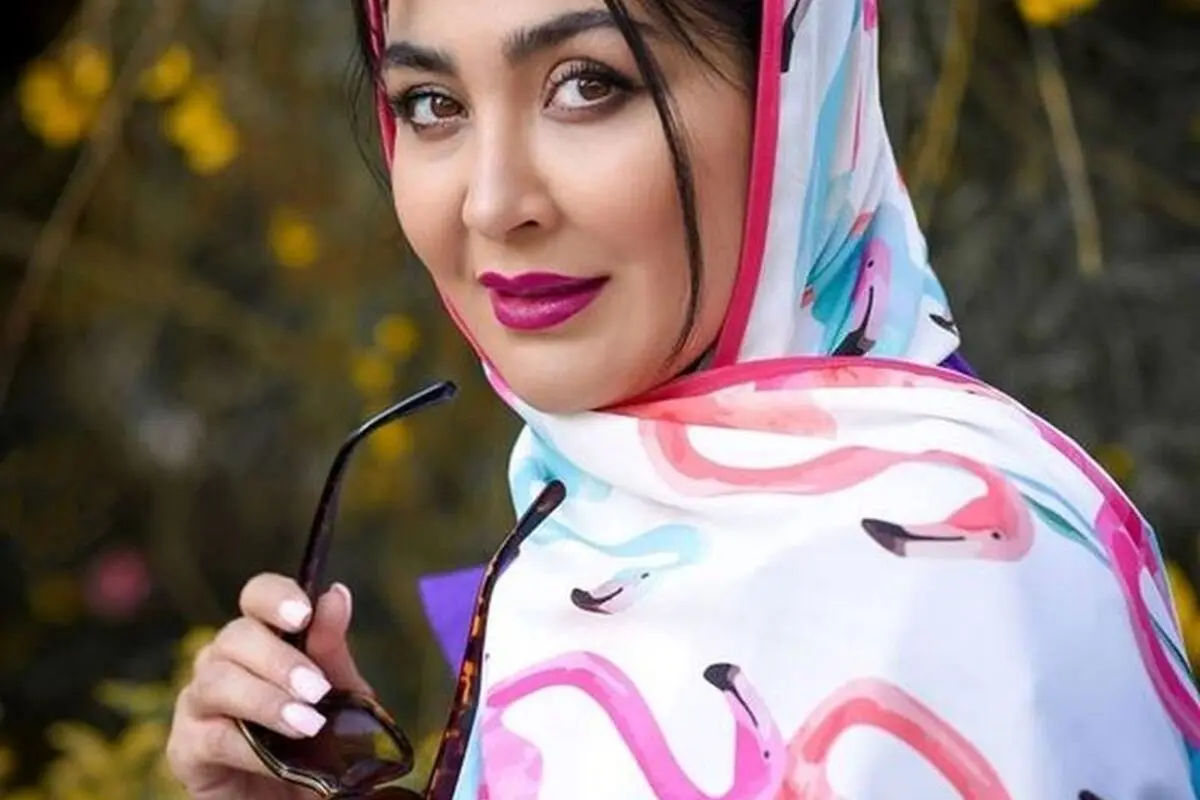 تصویر عجیب مریم معصومی با لباس گل‌گلی در تیمارستان و مقایسه با سفره مامان‌ بزرگ‌ها