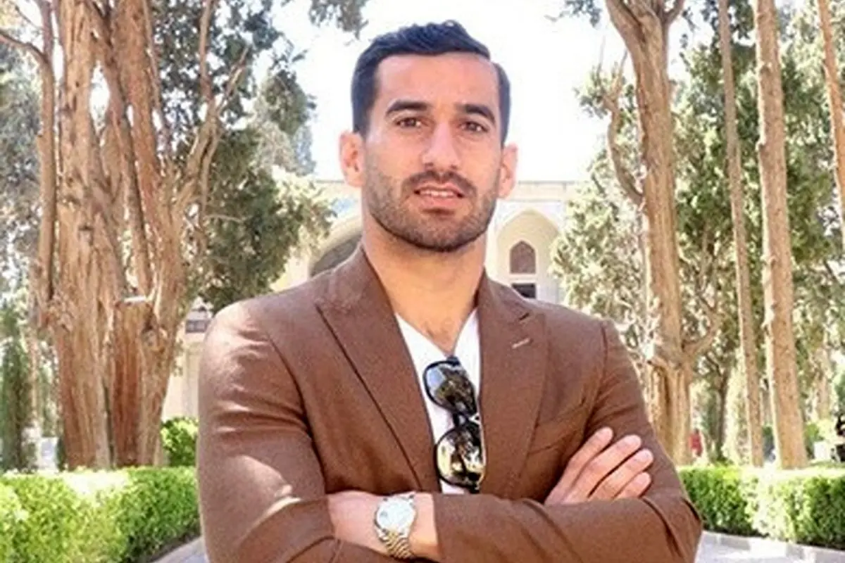 احسان حاج صفی و همسرش در ماشین عروس شیک و باکلاس + عکس لحظه خاص و رنگارنگ