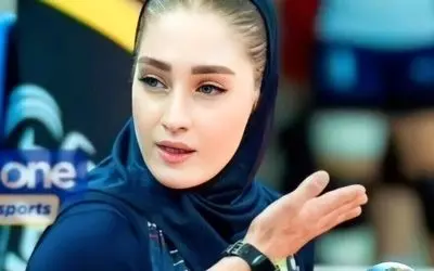 آیتک سلامت والیبالیست تبریزی با حال و هوای رؤیایی روی پل معلق مشگین + عکس