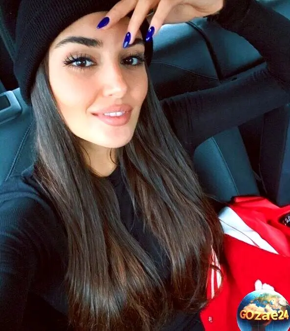 ژست و استایل عجیب هانده ارچل و خواهرش در کنار کوه و بیابان + تصاویر متفاوت