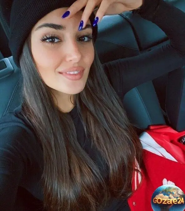 ژست و استایل عجیب هانده ارچل و خواهرش در کنار کوه و بیابان + تصاویر متفاوت