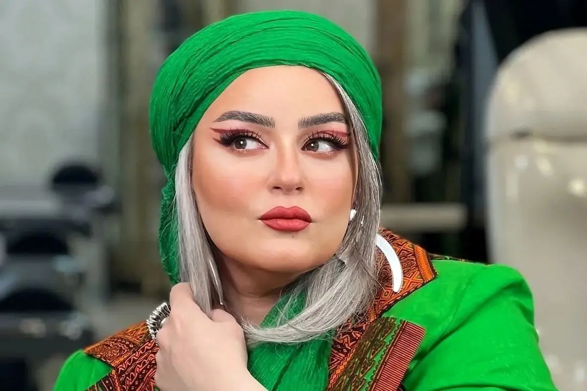 نعیمه نظام‌دوست در ساحل کیش با استایل ساحلی جذاب + تصاویر دیدنی