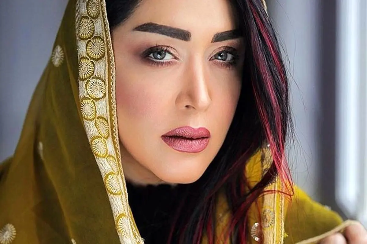 عکس عاشقانه سارا منجزی پور و برادرش در ماشین؛ رابطه نزدیک و خاص این دو در صفحه اینستاگرام