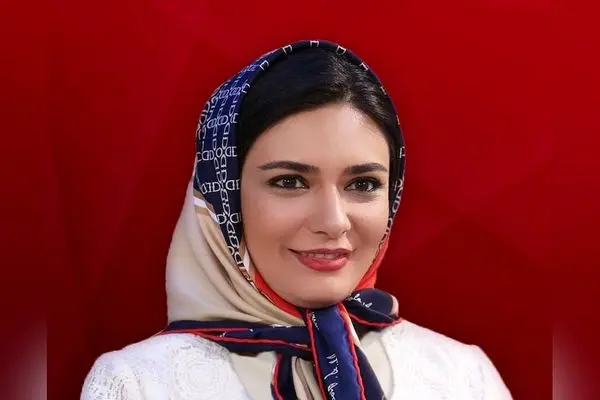 لیندا کیانی با تصاویری نوستالژیک از خانه قدیمی و معماری سنتی ایرانی، حس آرامش و ریشه‌ها را زنده کرد