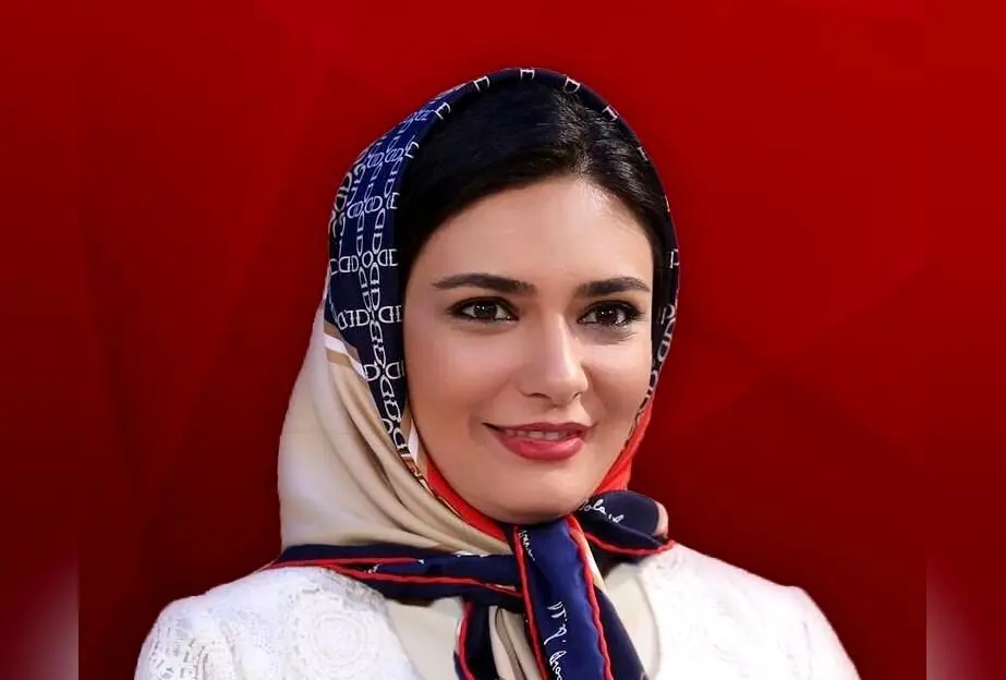 لیندا کیانی با تصاویری نوستالژیک از خانه قدیمی و معماری سنتی ایرانی، حس آرامش و ریشه‌ها را زنده کرد