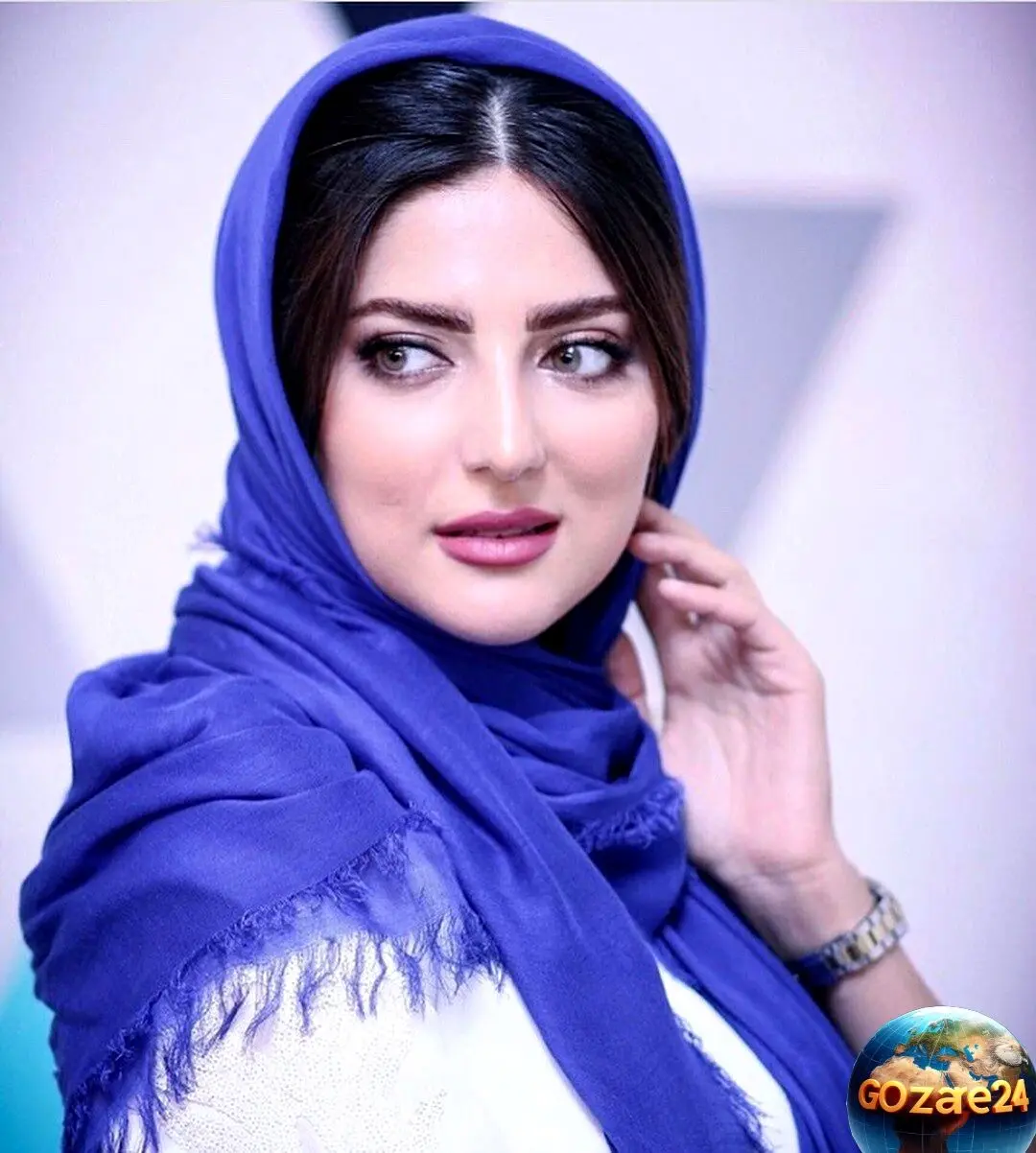 هلیا امامی با استایل اولدمدانی و استایلیش‌ترین توربان و بوت پاشنه‌بلند در پارک گردی پاییزی | عکس و جزییات