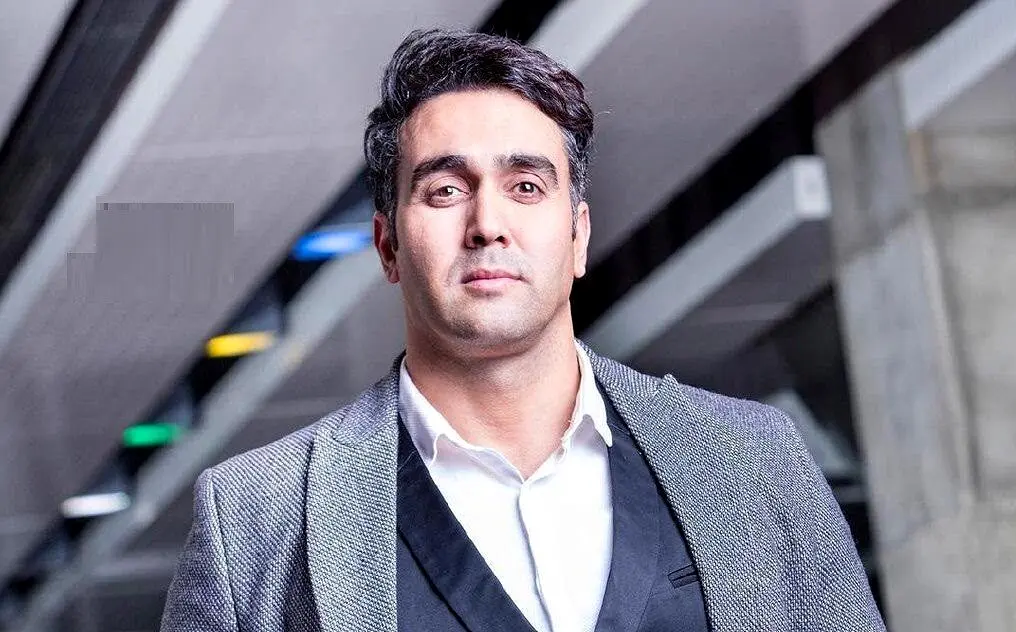 پست احساسی پوریا پورسرخ درباره مهران غفوریان: ایران عاشقت است و دعای محبت‌آمیز برای دوست قدیمی