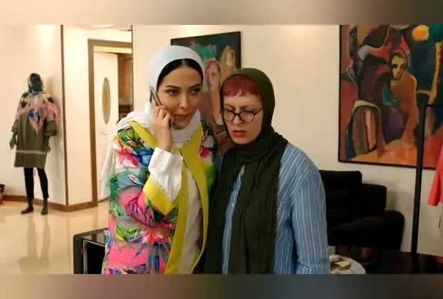 فیلم کمدی «سلام علیکم حاج آقا» با بازی علی صادقی و ارژنگ امیرفضلی، فردا در سینما آنلاین فیلیمو اکران می‌شود!