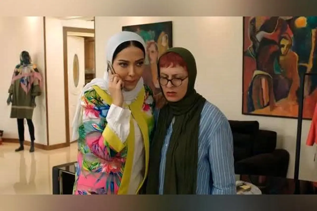 فیلم کمدی «سلام علیکم حاج آقا» با بازی علی صادقی و ارژنگ امیرفضلی، فردا در سینما آنلاین فیلیمو اکران می‌شود!