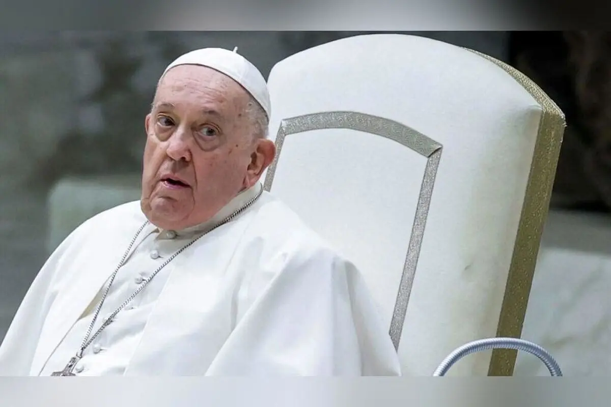 فرش لاکی کاشان در دفتر رهبر مذهبی جهان نماد هویت فرهنگی و احترام است