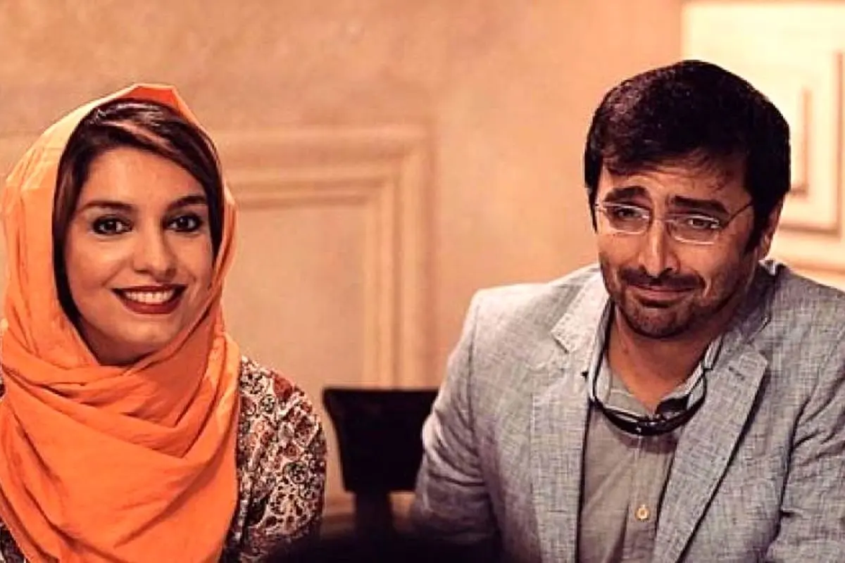 عکس قدیمی امین زندگانی دهه شصتی در کنار دوستان و خانواده در منزل خاله