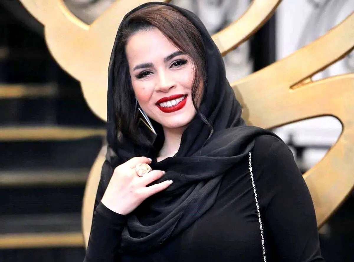 سوتی تاریخی ملیکا شریفی‌نیا در «دورهمی»: گاوی به اسم بیژ بیژ که عمرشو داد به شما آقای مهران مدیری!