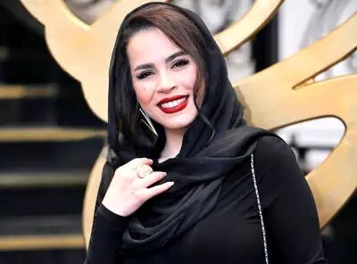 سوتی تاریخی ملیکا شریفی‌نیا در «دورهمی»: گاوی به اسم بیژ بیژ که عمرشو داد به شما آقای مهران مدیری!