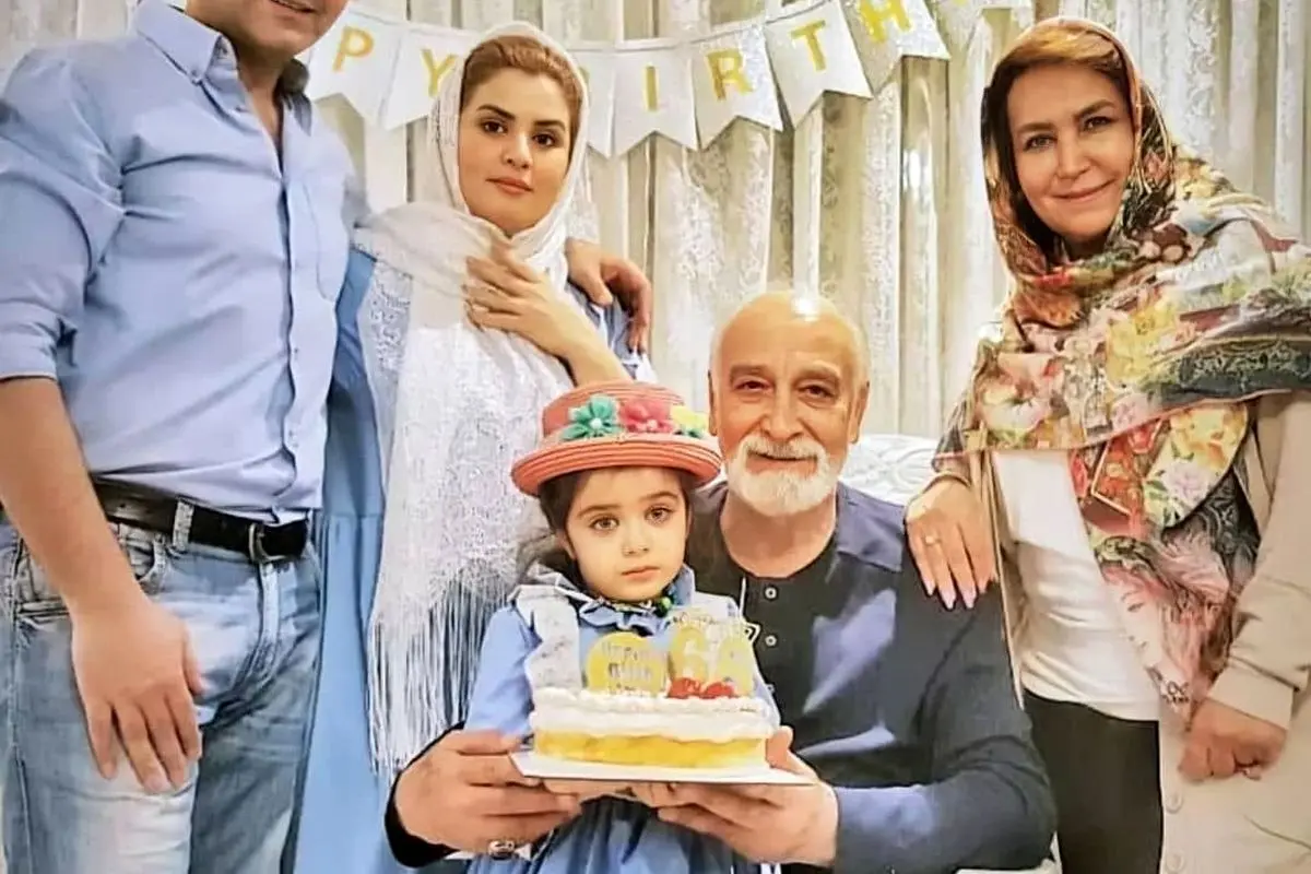 نوه محمود پاک نیت با چشمان رنگی و زیبایی بی‌نظیر، ستاره جدید خانواده و مدلینگ آینده کشور!
