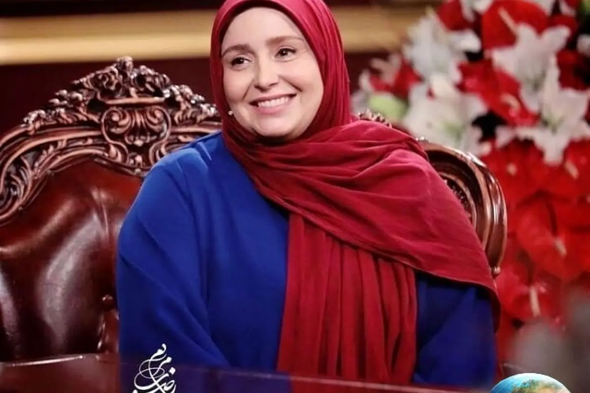 دکوراسیون گرم و صمیمی خانه ژاله صامتی با چیدمان مبل راحتی دورتادور منزل + عکس و جزئیات طراحی