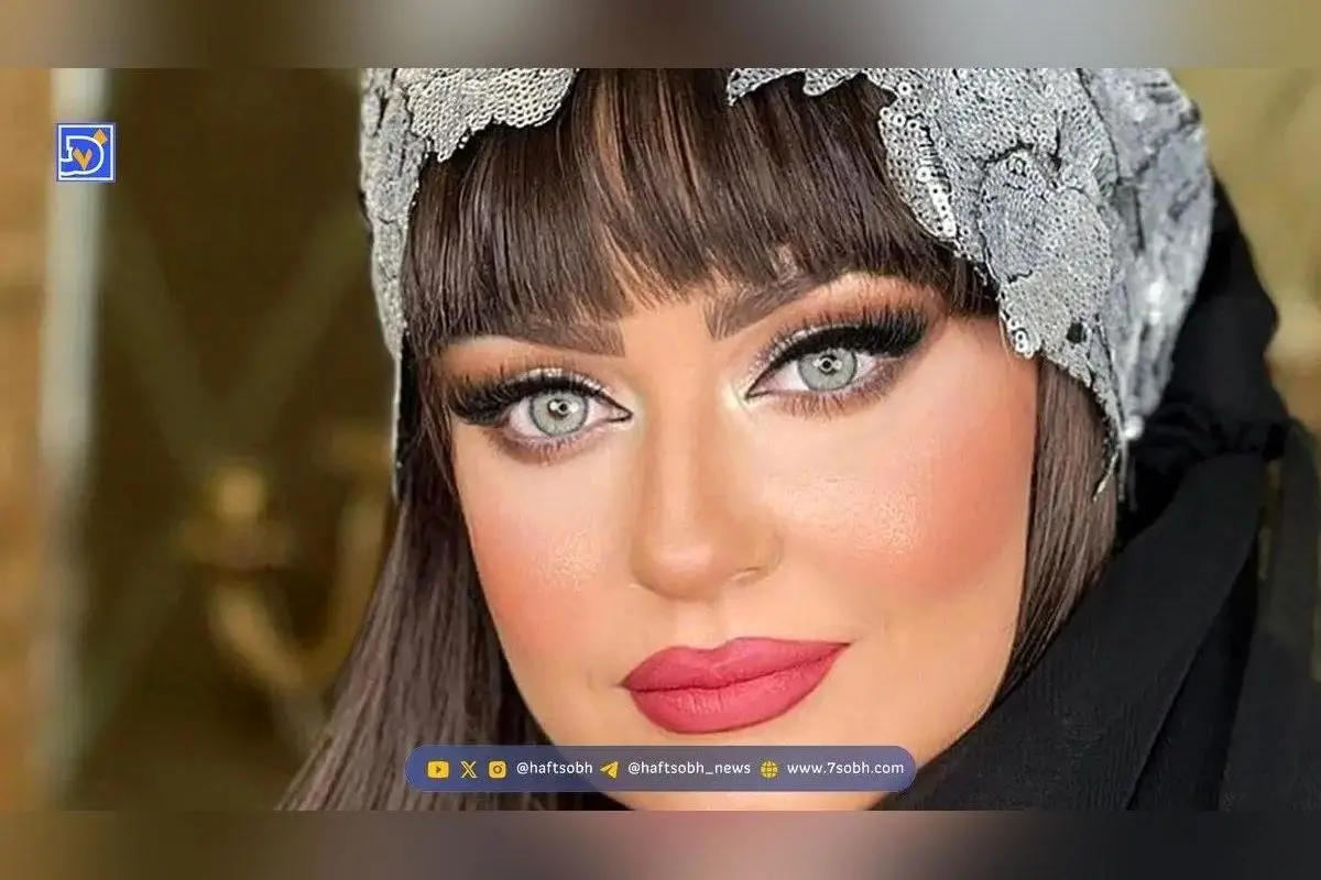 جشن ۵۱ سالگی نعیمه نظام‌دوست با کیک توت‌فرنگی و رزهای صورتی در کنار دوستان نزدیک