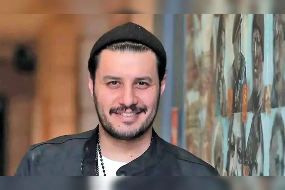 جواد عزتی در سریال «وحشی» به کارگردانی هومن سیدی