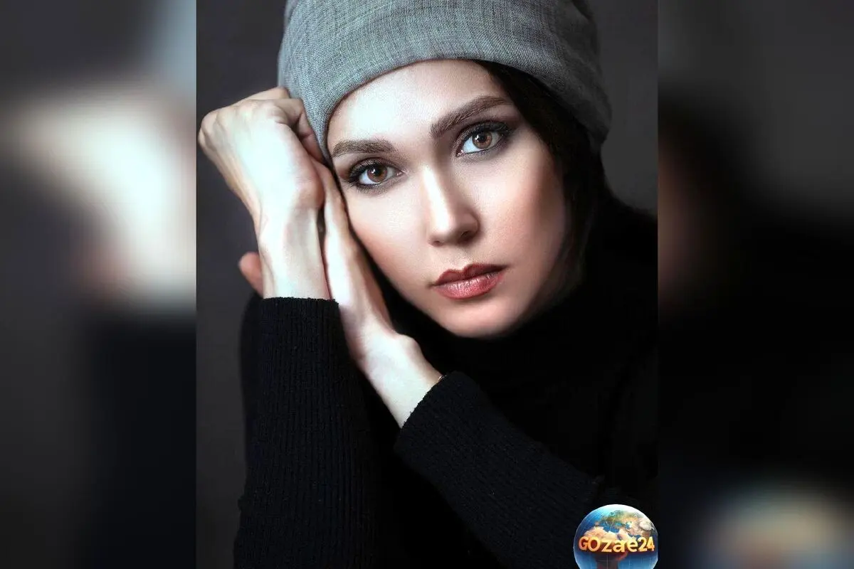 استایل جدید شهرزاد کمال‌زاده در حیاط خانه قدیمی و نوستالژیک | نگاهی به استایل هنری و خیابانی ستاره محبوب