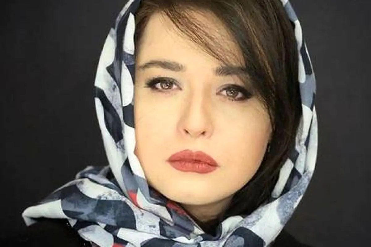 مهراوه شریفی نیا با استایل تابستانی، کیف برندی لاکچری و سلفی پر از ذوق در صفحه اینستاگرام