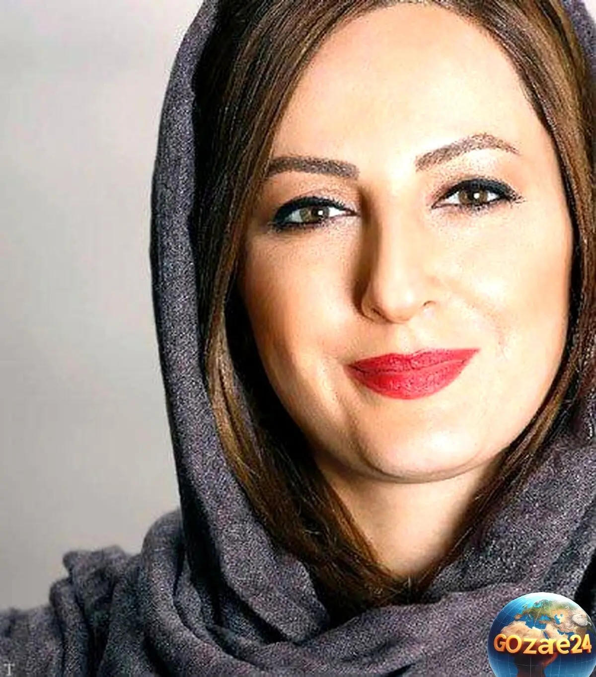 عاشقانه‌های شقایق دهقان در گلخانه‌ای زیبا و رنگارنگ با تیپ مشکی و کژوال
