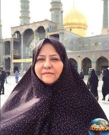 تصاویر دیدنی از سفر زیارتی بازیگران مشهور ایرانی به حرم امام رضا با پوشش متفاوت و چادرهای رنگارنگ و مشکی