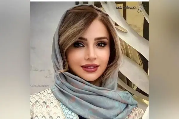 تصاویر جدید شبنم قلی‌خانی در کافه رنگارنگ دبی با دیوارهای بهاری و دکور فانتزی