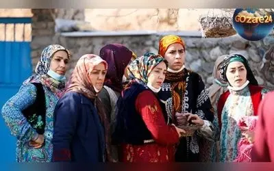 تصویر جالب و صمیمی از جمع دختران نوری در پشت صحنه سریال نون خ با حضور ندا قاسمی و هدیه بازوند