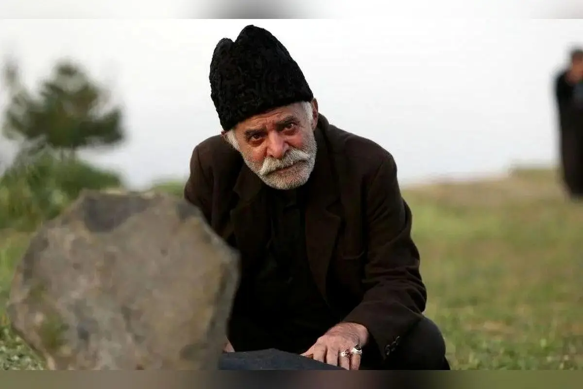 سنگ قبر سیروس گرجستانی با متن معنوی و منحصر به فرد؛ یادبودی ماندگار از بازیگر محبوب ایران