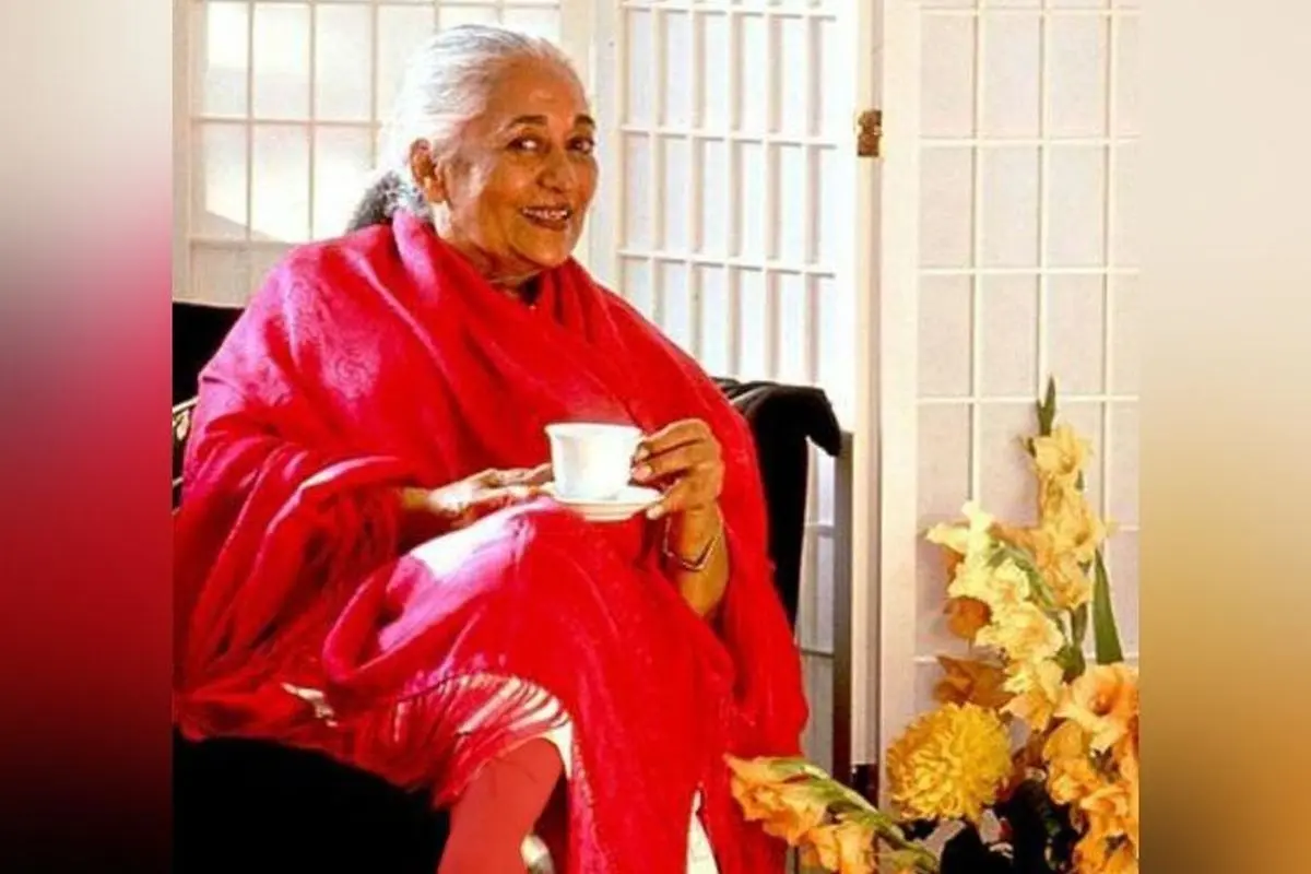 وضعیت اسف‌بار ویلای مرضیه، خواننده پیشکسوت قبل از انقلاب و فعالیت‌های جنجالی پس از مهاجرت