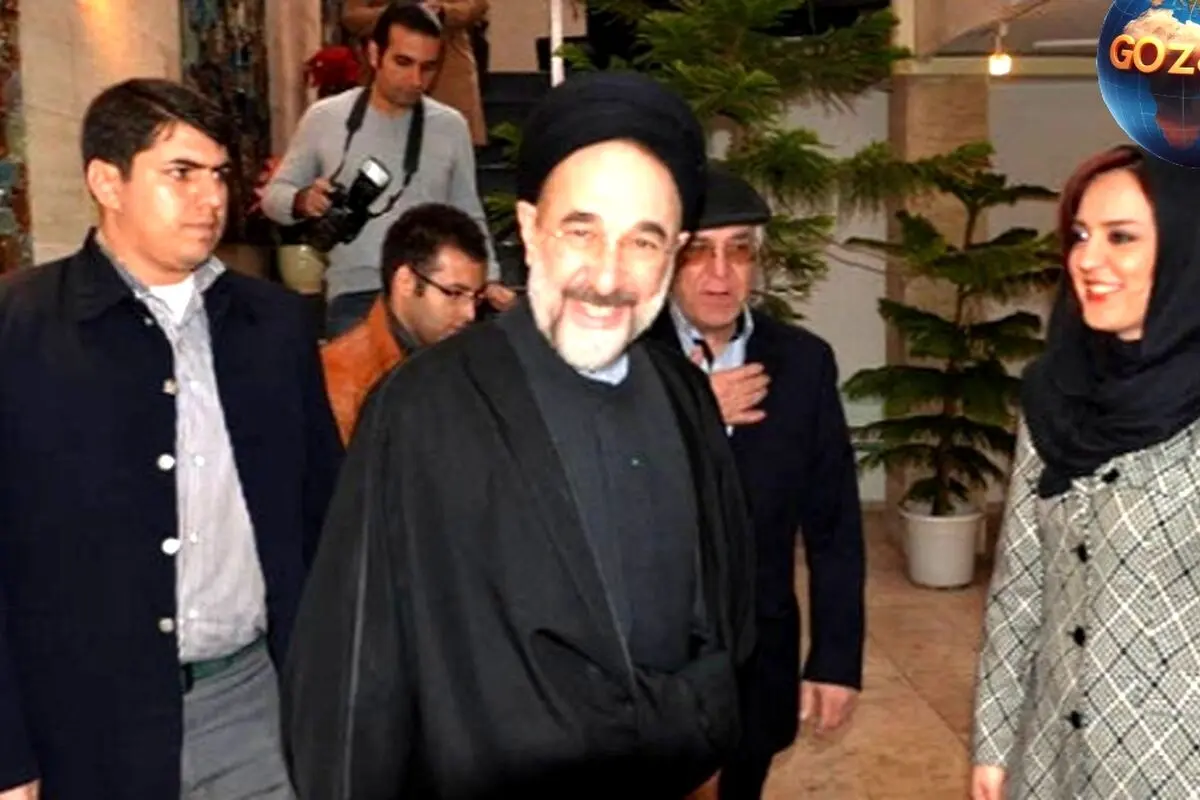 حضور سیدمحمد خاتمی در پشت صحنه نمایش «با من بستنی می‌خوری» با بازی بهاره رهنما + تصاویر نایاب