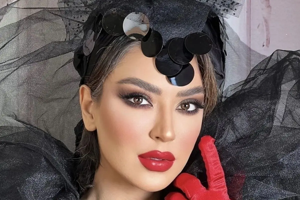 عکس جدید فریبا طالبی با میکاپ غلیظ و دلبری بی‌نظیر در اینستاگرام