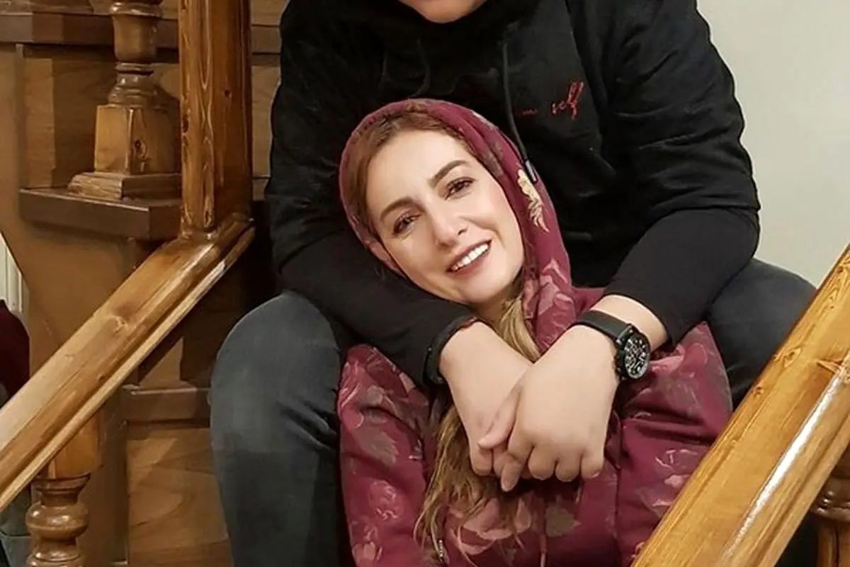 لالایی شقایق دهقان برای پسرش در کودکی؛ لحظهای آرام و پر از عشق در عکس قدیمی