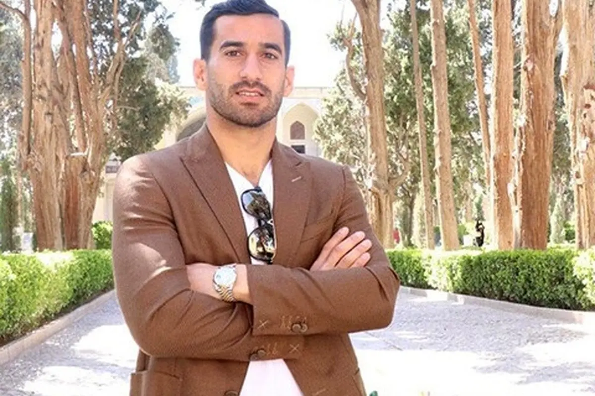 احسان حاج صفی و دختر مو بلوندش در استوری اینستاگرام؛ لحظهای عاشقانه و دیدنی از پدر و دختر بازیگر تیم ملی