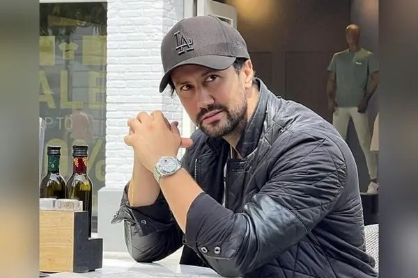 تصاویر خانه لاکچری و دوبلکس شاهرخ استخری در بلژیک | دکوراسیون مدرن و روستیک منزل بازیگر معروف