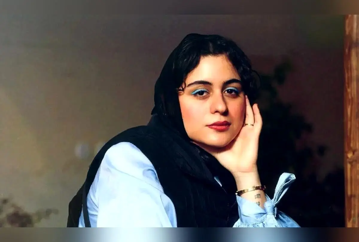 تولد ۲۹ سالگی فاطیما بهارمست با چهره‌ای غمگین و خاطرات کودکی درخشان