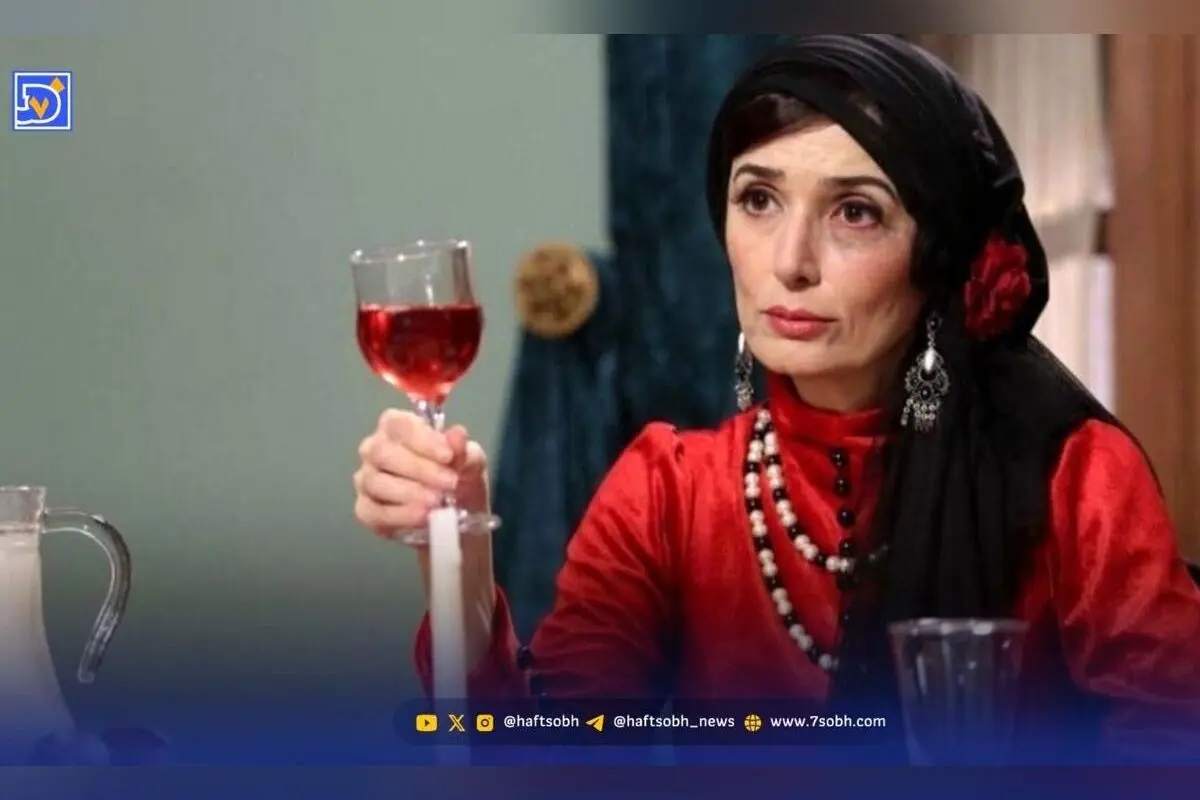 بیوگرافی آتنه فقیه نصیری، بازیگر محبوب و مادر در مقابل بیماری MS، ماجرای ازدواج با فریبرز عرب نیا و زندگی پرچالش